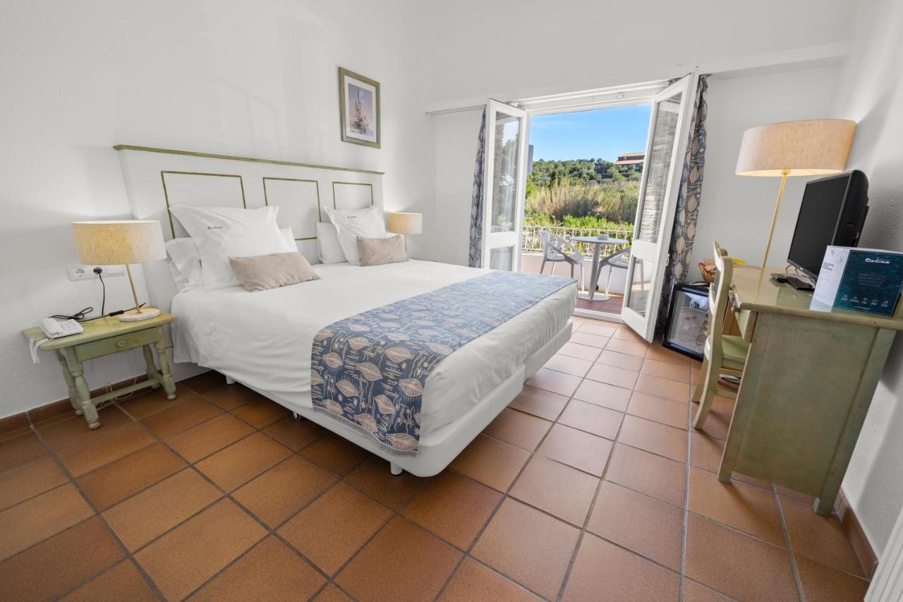 Hotel Calina Cadaqués Εξωτερικό φωτογραφία