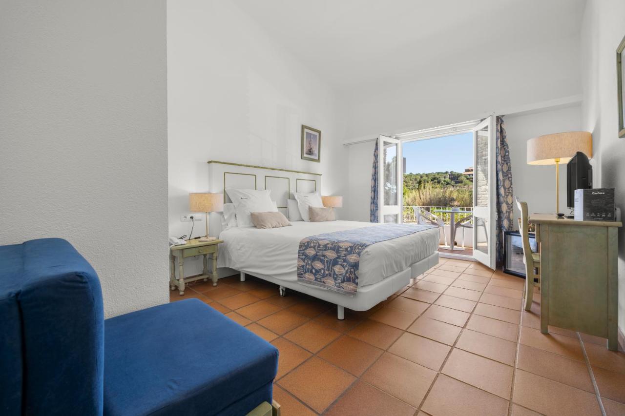 Hotel Calina Cadaqués Εξωτερικό φωτογραφία
