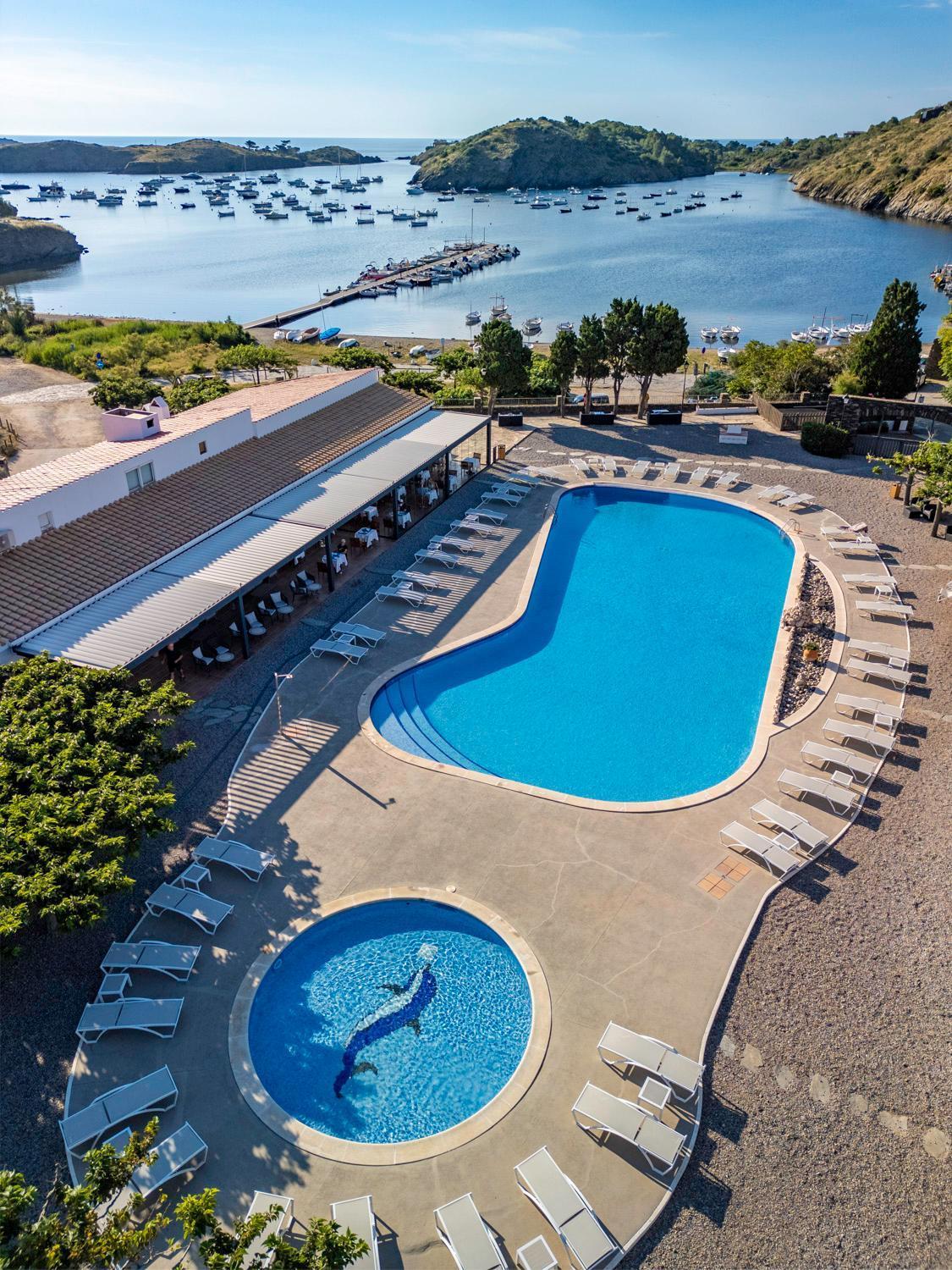 Hotel Calina Cadaqués Εξωτερικό φωτογραφία